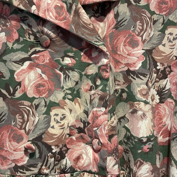 Vintage Laura Ashley Dress in hard to find size - Picture 9 of 11